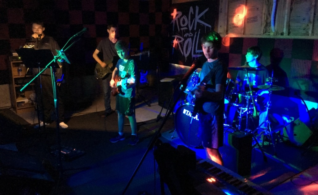 Students Performing 4/2023